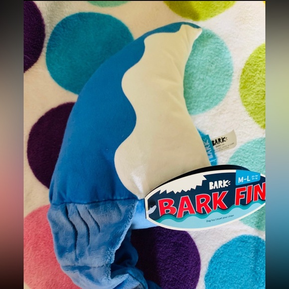NEW BARK SHARK FIN PET HALLOWEEN 🎃 COSTUME & SQUEAKY TOY AFTER SIZE M-L❣️ - Picture 7 of 10